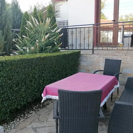 بيت ضيافة Atika 2*